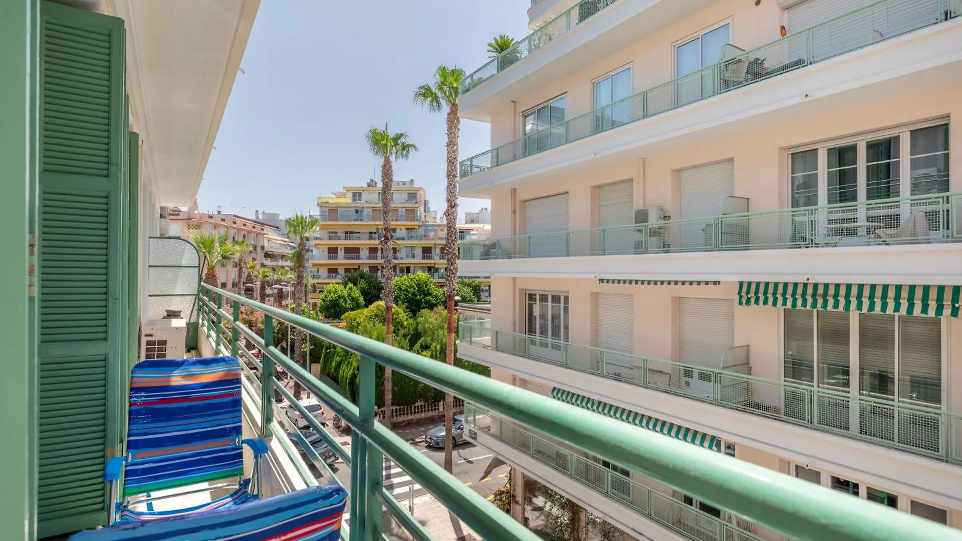 Apartment Louis Gallet Juan Les Pins 2 Min Des Plages - 6 Couchages
