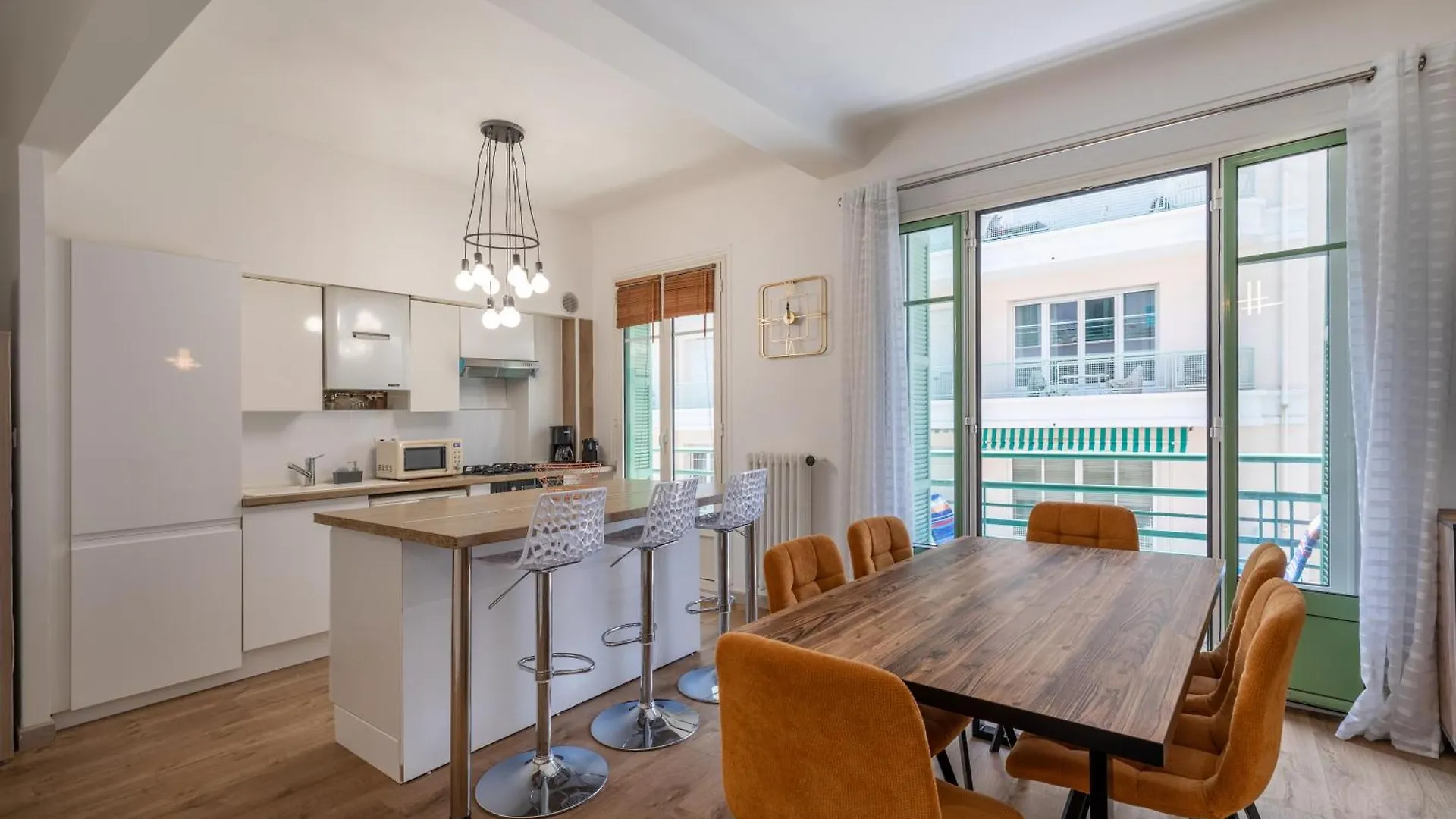 Apartment Louis Gallet Juan Les Pins 2 Min Des Plages - 6 Couchages